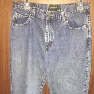 Women’s Eddie Bauer Jeans Size 8 Petite